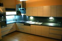 Moderní kuchyně rohová Formát baige