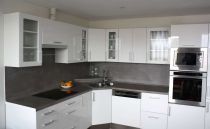 Lesklá potravinová skříň Carmen 60 cm s otvorem